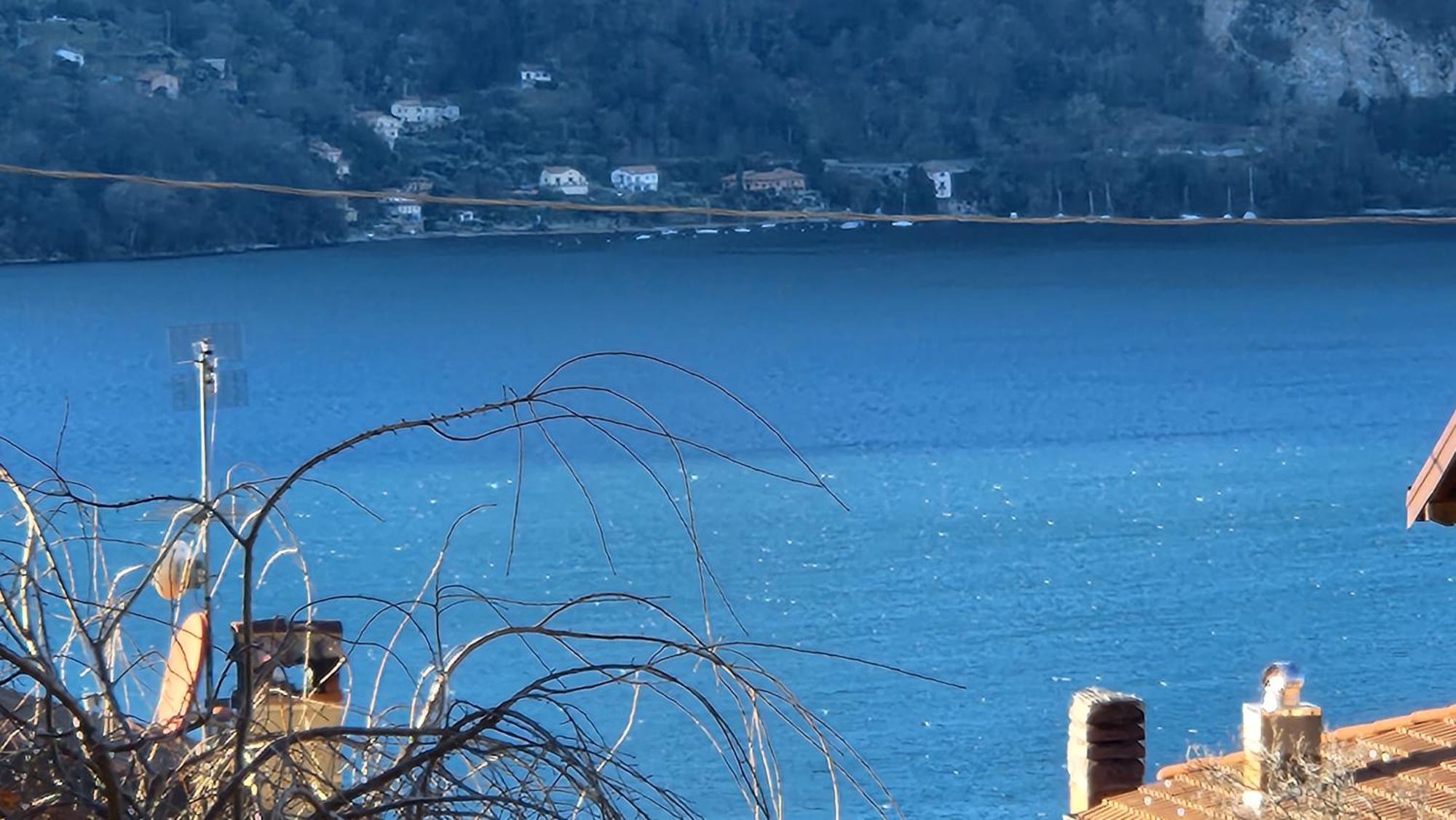 Laura'S Cottage With Lake View, Detached, 5 Kilometers From Varenna Lierna Kültér fotó